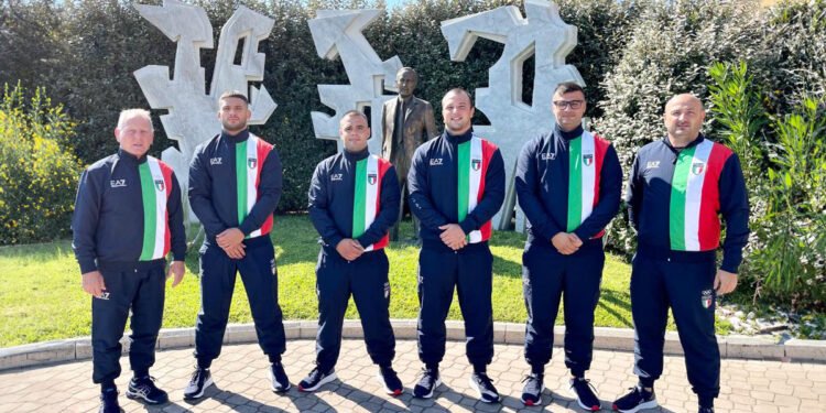 Sardi in azzurro al Beach Wrestling dei Mediterranean Beach Games 2023