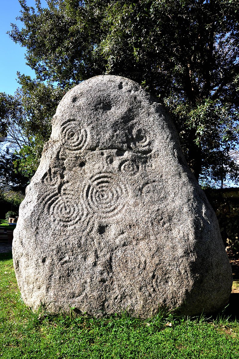 Sa Perda Pintà (Stele di Boeli), Mamoiada. ? R. Ballore