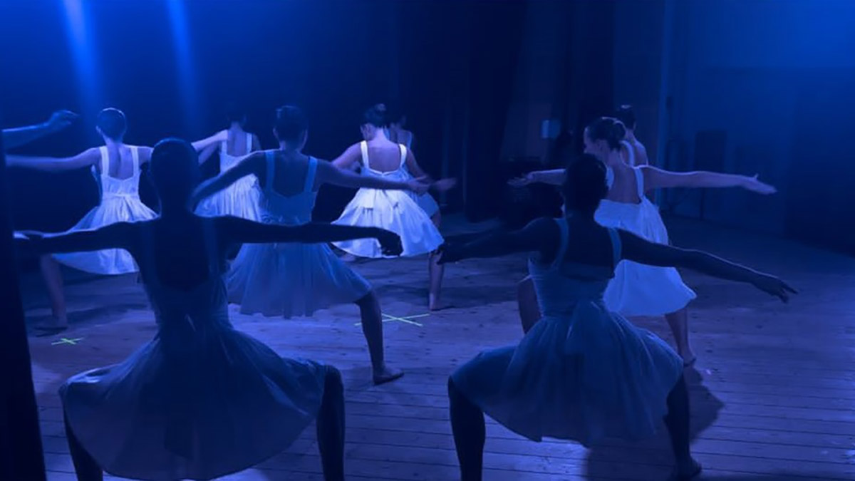 "Supereroi" della compagnia Arte e Movimento Gildanza