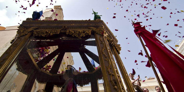 Festa di Sant'Efisio a Cagliari. ©Depositphotos