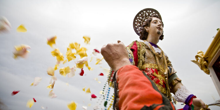 Sa Ramadura durante la Festa di Sant'Efisio a Cagliari. ? Depositphotos