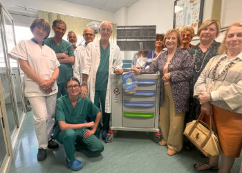 L’International Inner Wheel Club Sassari dona carrello multifunzione all'Unità operativa di Chirurgia del piede diabetico
