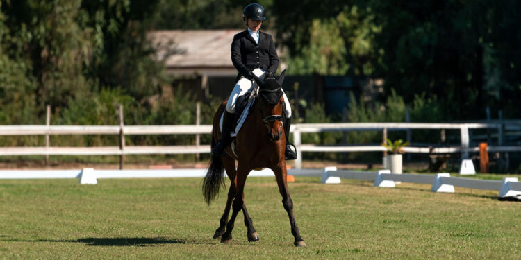 Noemi Antonelli in sella a Ideal de Alcame