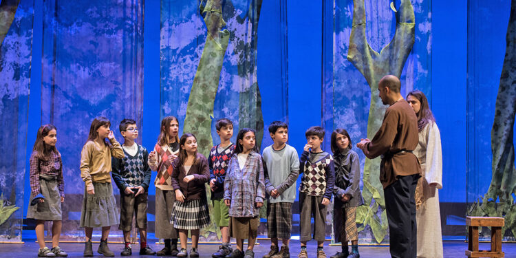 "Pollicino", con gli alunni dell'IC Brigata Sassari e l'Orchestra delle classi indirizzo musicale della Scuola Media dell'Istituto Comprensivo Pertini-Biasi