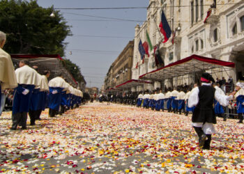 Sa Ramadura durante la Festa di Sant'Efisio a Cagliari. 📷 Depositphotos