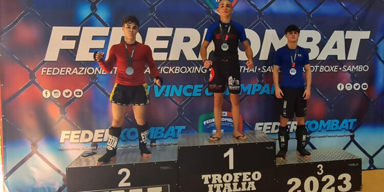 Samuele Arca sul podio della Coppa Italia di MMA