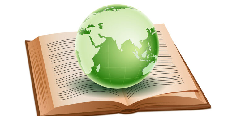Scuola ambiente libro. ? Depositphotos