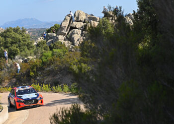 11° Rally Terra Sarda, il vincitore assoluto Osian Pryce in gara. 📷 Pasqualino Chiodino