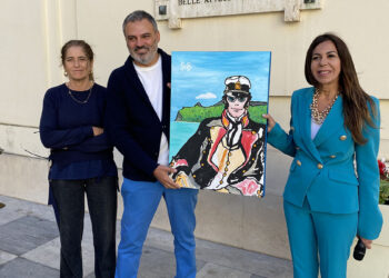 Bob Marongiu dona il quadro "Corto Maltese al Poetto" al Comune di Cagliari
