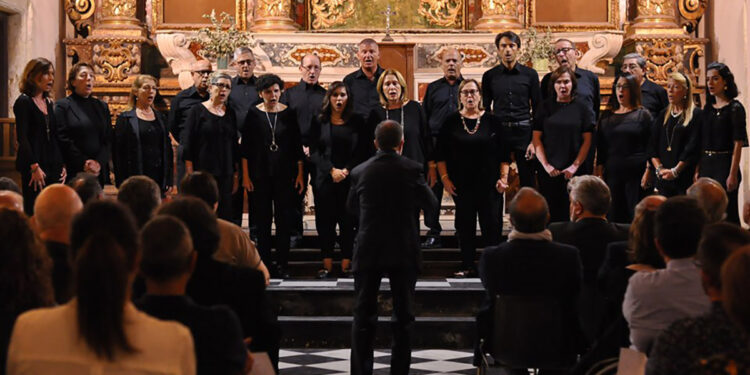 Coro Collegium Karalitanum