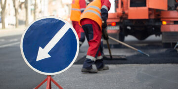 Lavori stradali. 📷 Depositphotos