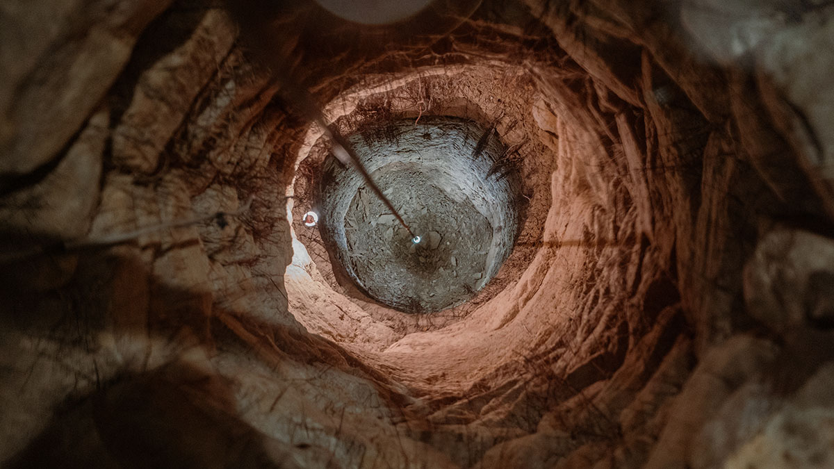 Pozzo Nuragico Santa Maria Maddalena, Guamaggiore. ? Lorenzo Naitza