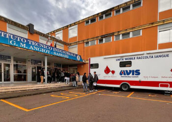 Sassari, donazione degli studenti Istituto Tecnico Angioy