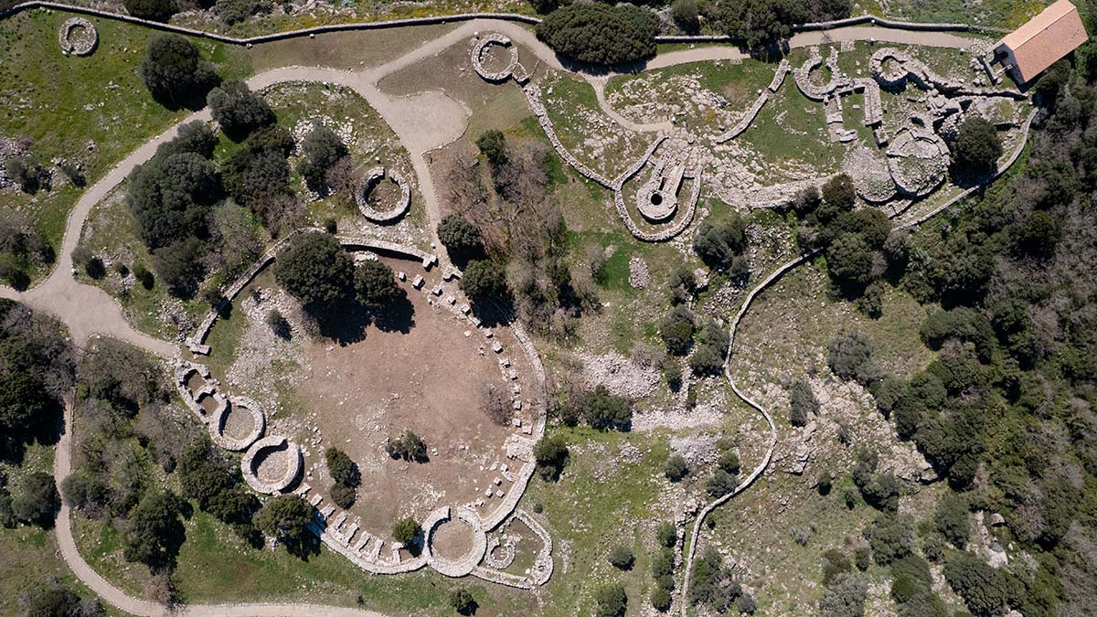 Serri, santuario nuragico di Santa Vittoria. ? Lorenzo Naitza