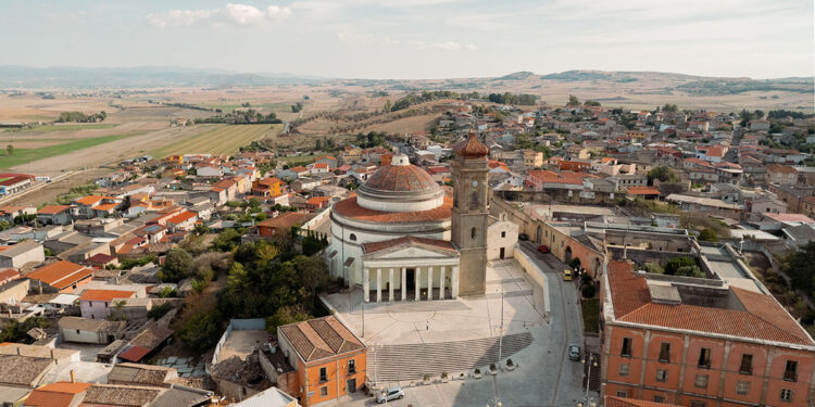 Guasila. ? Lorenzo Naitza