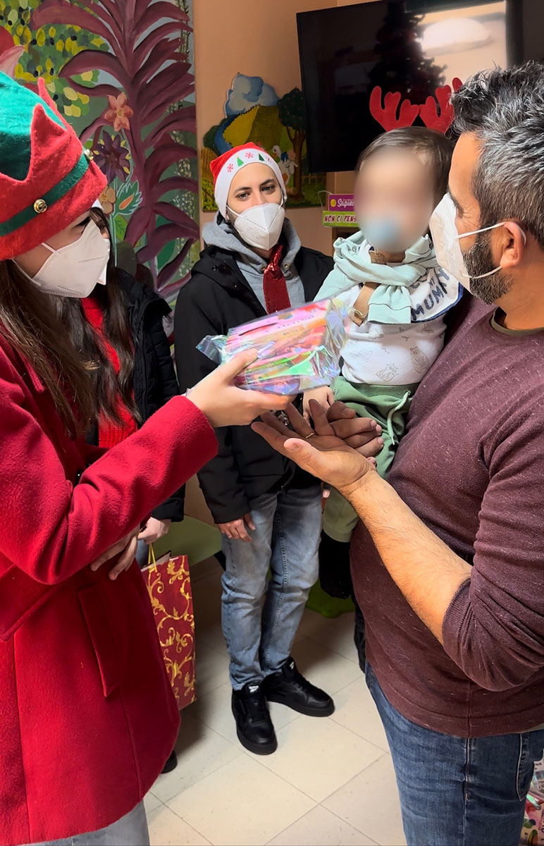 Olbia, pazienti e operatori di CSM e Case Famiglia regalano doni in ospedale