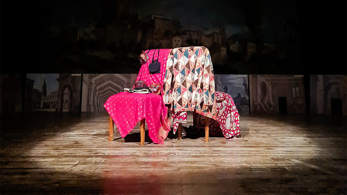 “Arlecchino svelato”, scritto e interpretato da Enrico Bonavera