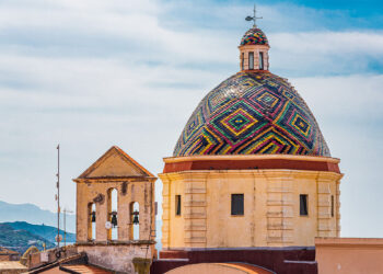 Chiesa di San Michele ad Alghero. 📷 Depositphotos