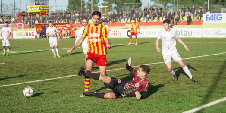 Franchi in azione. Alghero Calcio vs Ovodda