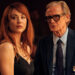 Kaley Cuoco e Bill Nighy in “Gioco di ruolo”