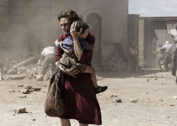 Jasmine Trinca e Christian Liberti in “La Storia” di Francesca Archibugi. ? Iacovelli & Zayed