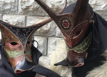 Maschere sarde in legno