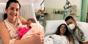 Virginia, ultima nata del 2023 (sinistra) e Gemma, prima nata del 2024 a Sassari