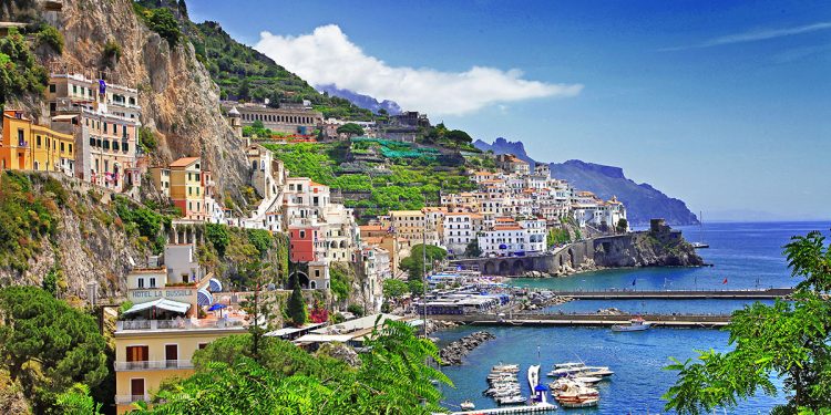 Amalfi. ? Depositphotos
