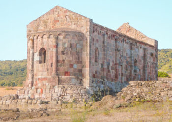 Chiesa Romanica di San Lussorio a Fordongianus. ? AdobeStock | Silvia Crisman