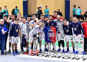 La Raimond Ego Sassari festeggia la vittoria