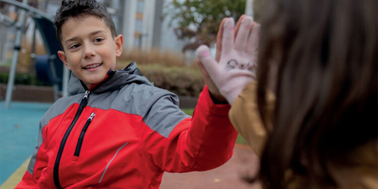 “Mostriamo Rispetto”, mostra contro bullismo e cyberbullismo a Cagliari