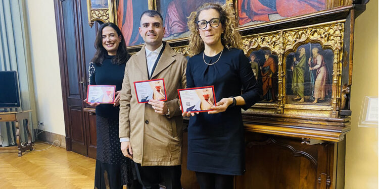 Premiazione “Vetrine in rosso contro la violenza sulle donne”