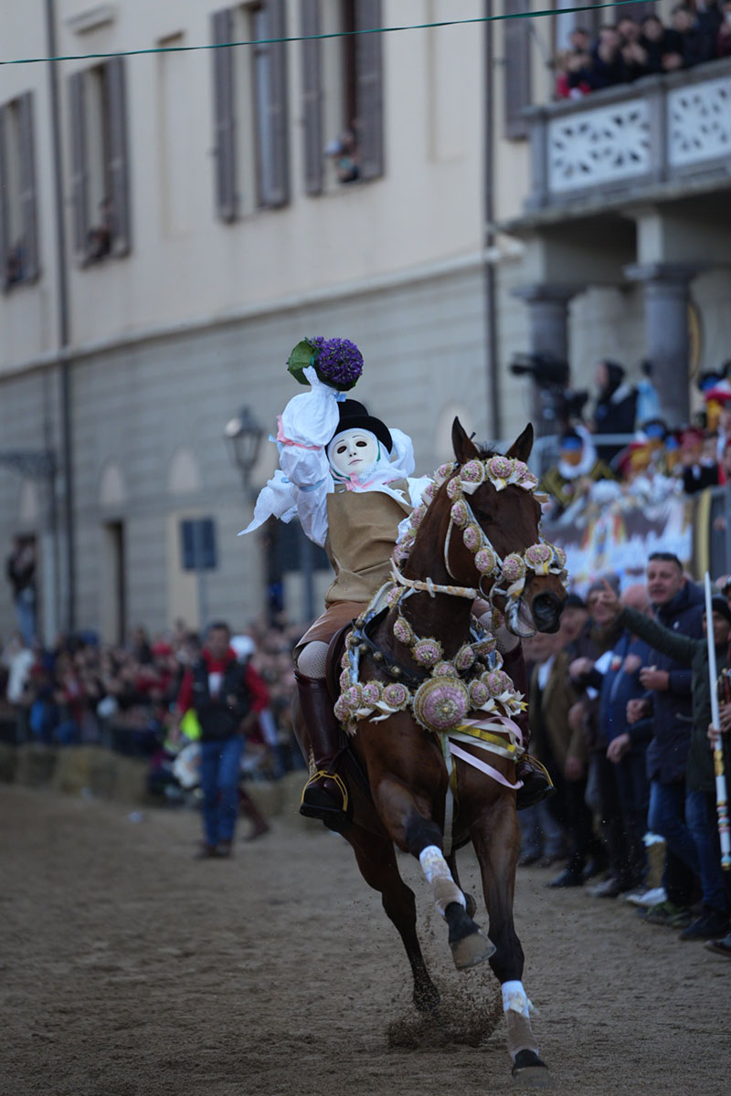 Sa Remada di Su Componidori Fabrizio Manca alla Sartiglia 2024