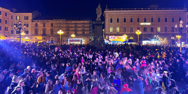 Sassari, Carnevale 2024 in Piazza d'Italia