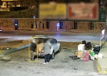 Sassari, abbandono rifiuti in Piazzale Segni