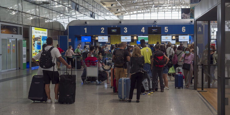 L'Aeroporto di Cagliari-Elmas. ? Depositphotos