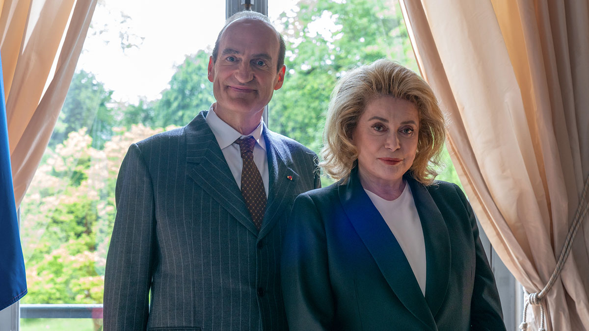 Michel Vuillermoz e Catherine Deneuve in “La moglie del Presidente”