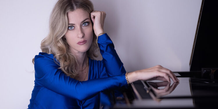 Francesca Tandoi. ? paologrillo | Pagina Facebook Francesca Tandoi music