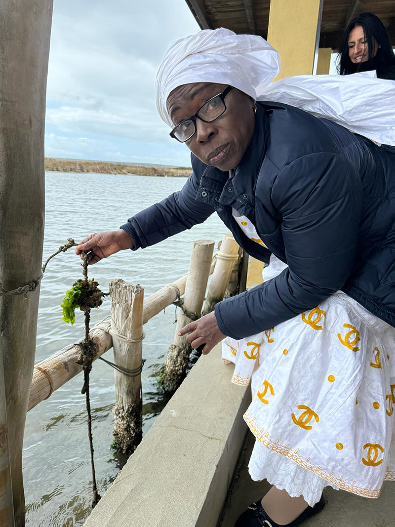 La visita di Yayi Bayam Diou allo stabilimento di Nieddittas