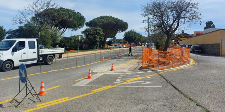 Castelsardo, i lavori per la nuova rotatoria di via Sedini