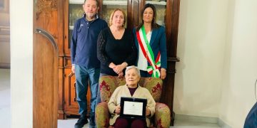 Esterina Caterina Contini festeggia i suoi 100 anni