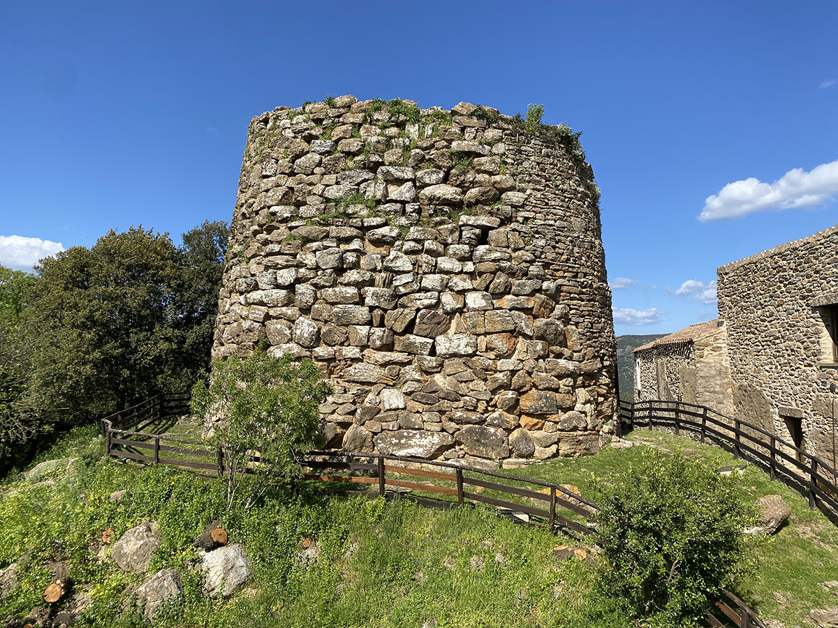 Nuraghe Armungia, veduta dal Museo etnografico. 📷 Sistema Museale di Armungia