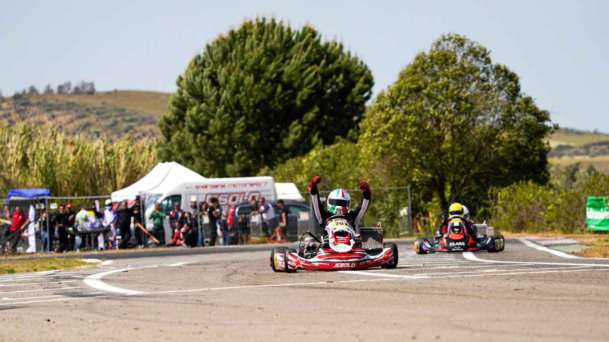 OKN 201 Julian Leo. ? Luca Piga