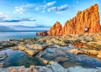 Le Rocce Rosse di Arbatax. ? Depositphotos