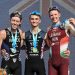 Alex Yee, Hayden Wilde e Csongor Lehmann, podio maschile del World Triathlon Championship Series Cagliari 2024. ? Tiziano Ballabio | Fitri Media