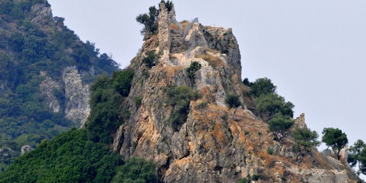 Castello di Pontes a Galtellì. ? Regione Autonoma della Sardegna