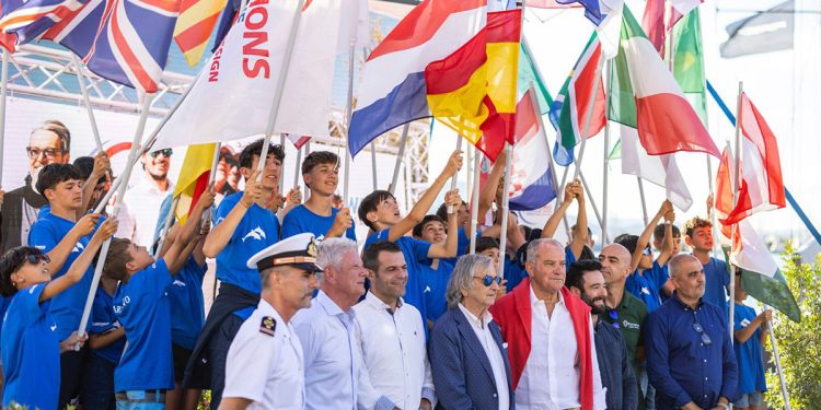 Swan Sardinia Challenge ad Alghero, la cerimonia inaugurale. ? ClubSwan Racing | Studio Borlenghi