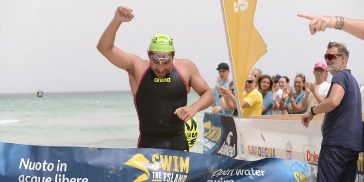 Mattia Castello vince la Long e la Combined Swim alla SwimTheIsland San Teodoro. ? Gianluca Seatzu