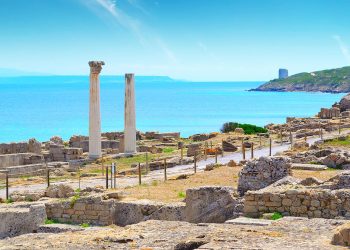 L'area archeologica di Tharros. ? Depositphotos