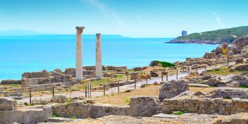 L'area archeologica di Tharros. 📷 Depositphotos